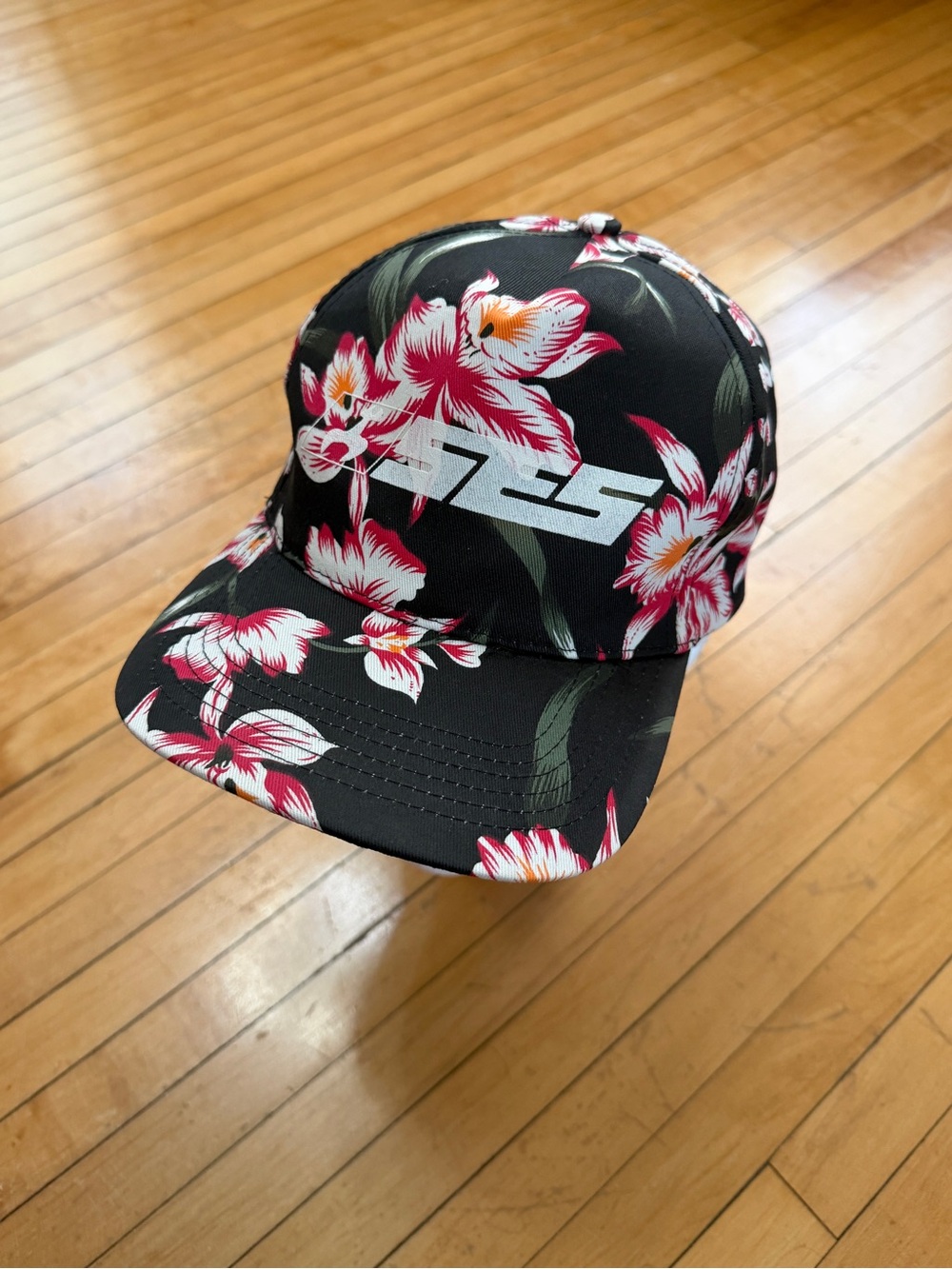 Vintage 80/90s San Sun SES Tools Blk Cap Red Floral Adjustable Hawaiian Snapback